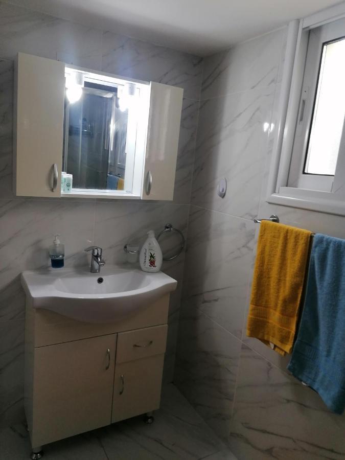 Elenas 1 Bedroom Apartment In Limassol Center Exteriér fotografie
