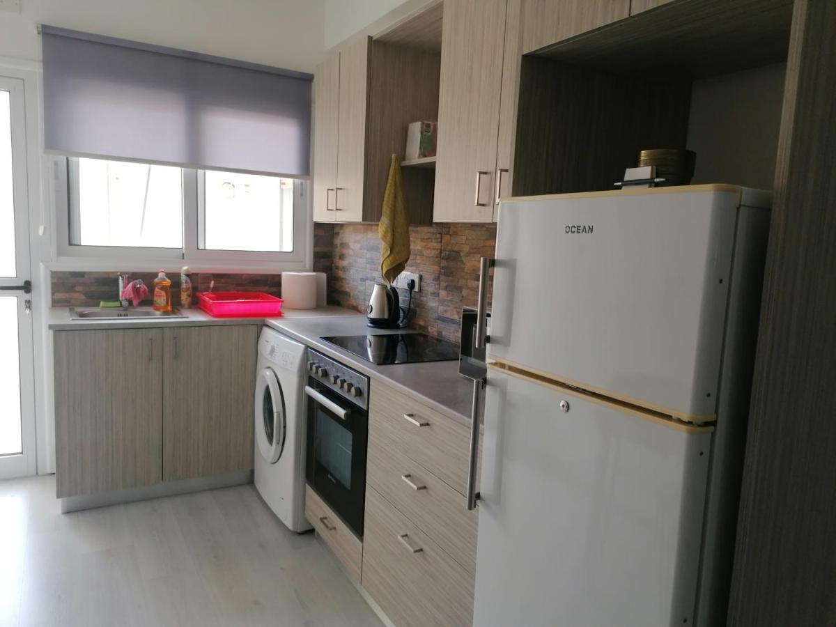 Elenas 1 Bedroom Apartment In Limassol Center Exteriér fotografie